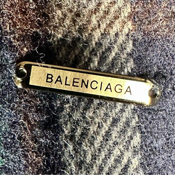 Balenciaga Men’s Golf Plaid Wool Cardigan- Paris - Picture 6 of 14
